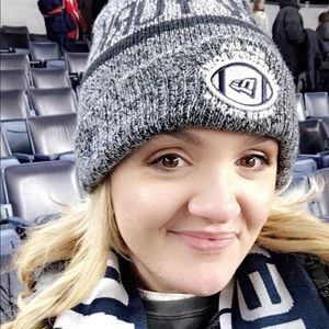 Meet your Posher, Caroline